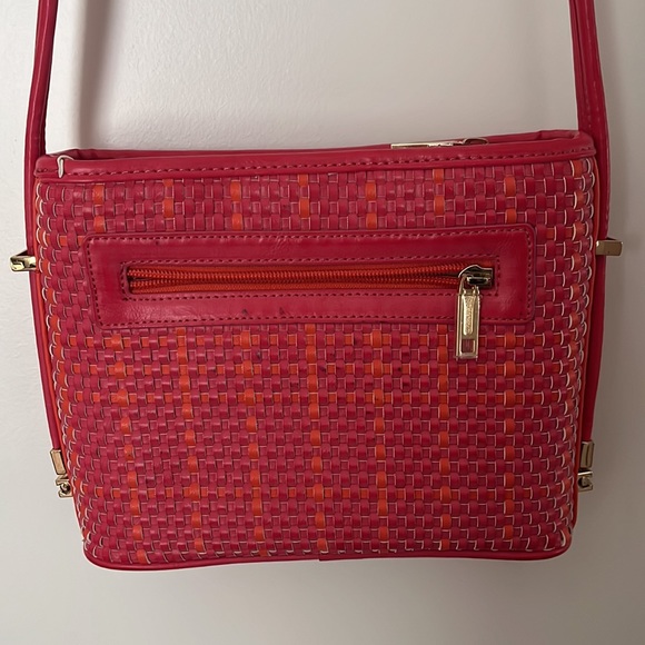 Samoe Style Crossbody Convertible Wover Purse Handbag. Tangerine & Berry Pink. - Picture 2 of 7